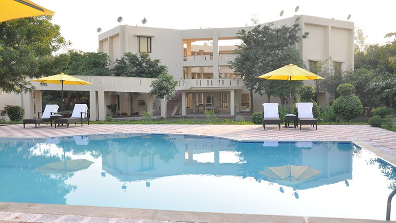 Kadamb Hotel And Resort