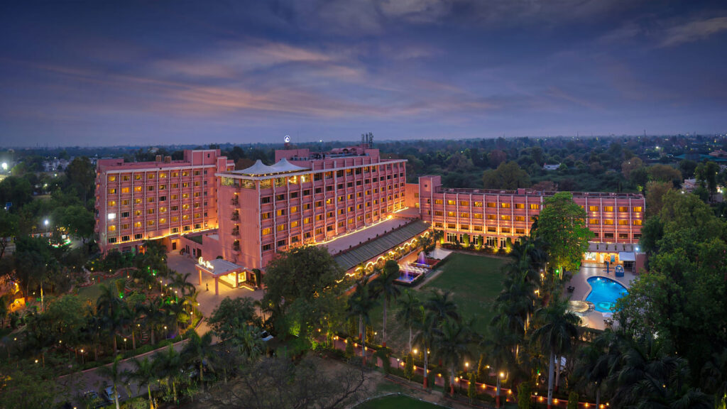 Hotel Clarks Shirazn Agra