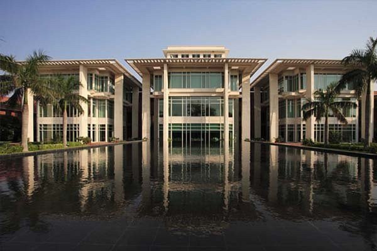 01-the-oberoi-amarvilas 01-the-oberoi-amarvilas