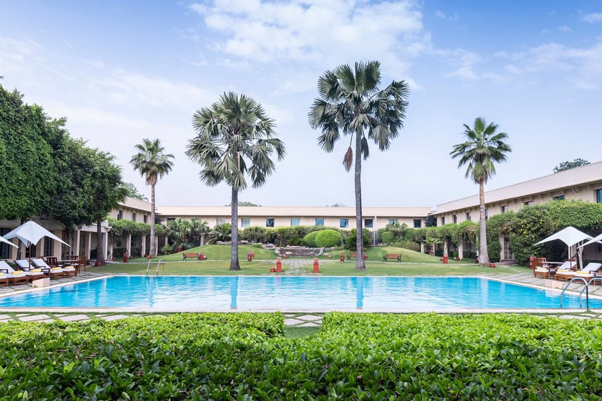 01-the-oberoi-amarvilas 01-the-oberoi-amarvilas